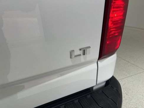 Used 2024 Chevrolet Silverado 2500 LT image 26