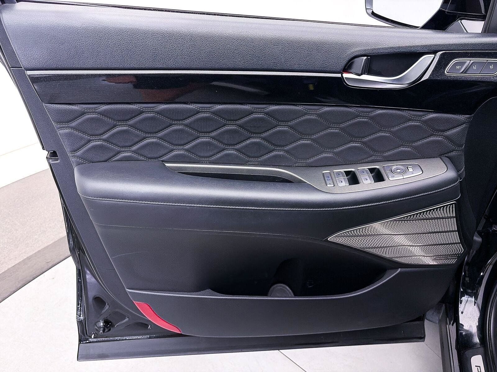 Used 2022 Hyundai Palisade Calligraphy FWD image 13