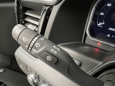 Used 2025 GMC Sierra 1500 AT4 w/ Technology Package image 30