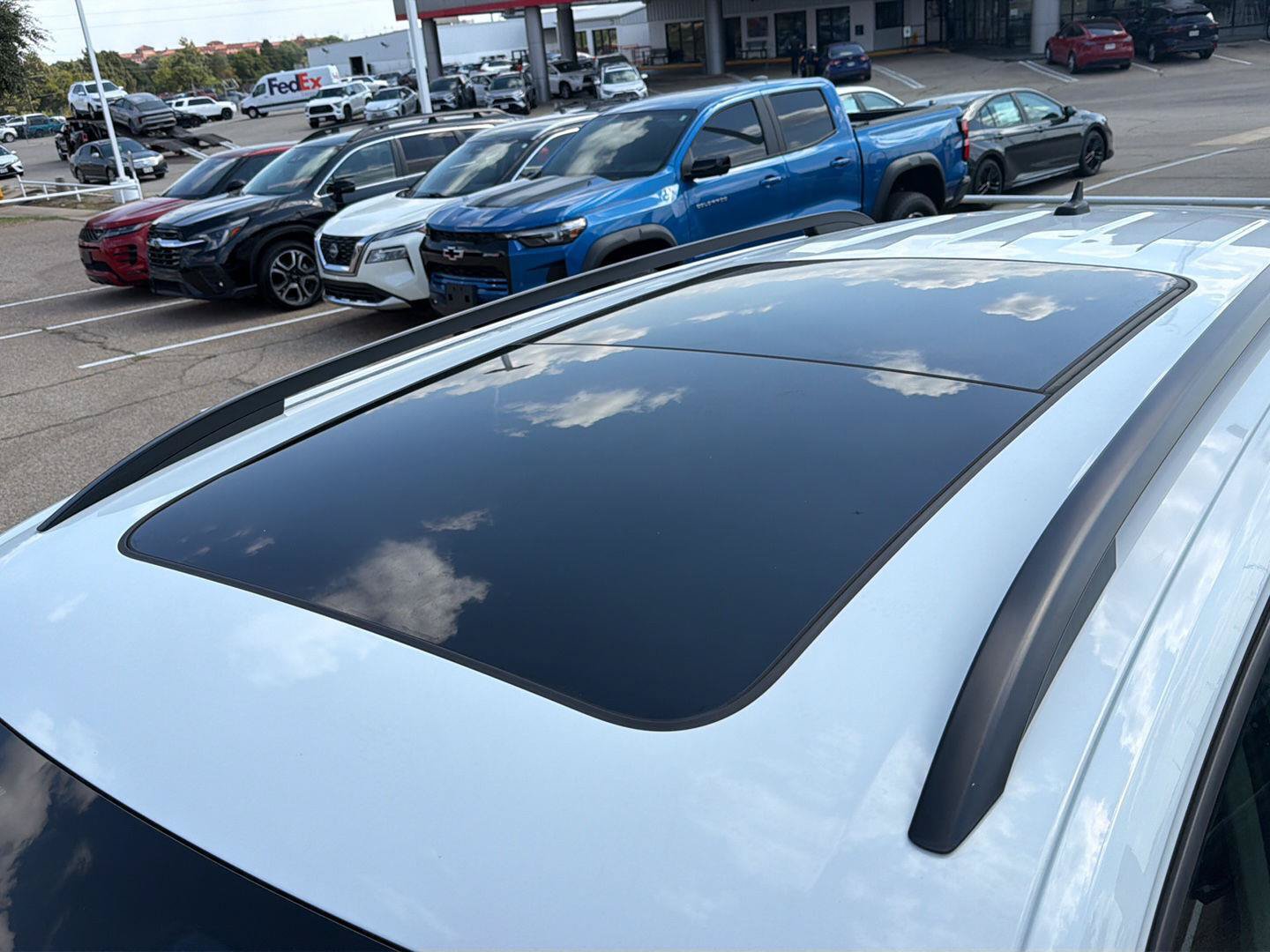 Used 2022 Volkswagen Atlas SE w/ Panoramic Sunroof Package FWD image 10