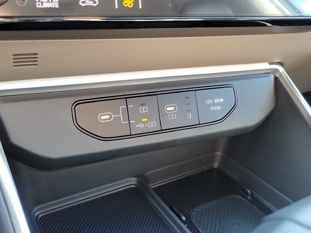 New 2027 Kia Carnival EX FWD image 34