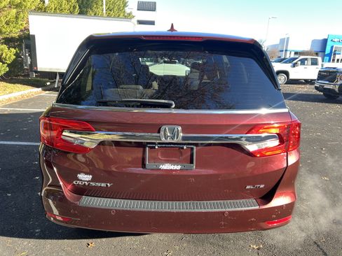 Used 2019 Honda Odyssey Elite image 9