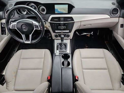 Used 2014 Mercedes-Benz C 250 Sedan image 18