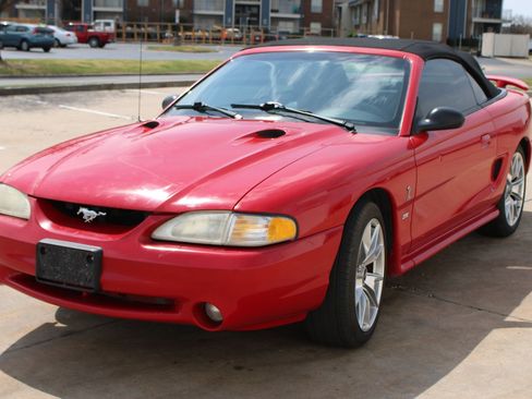 Used 1997 Ford Mustang Cobra RWD image 32