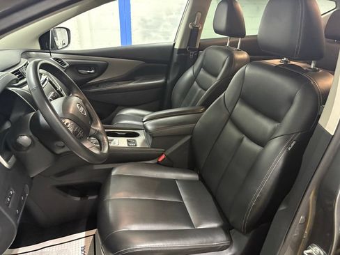 Used 2023 Nissan Murano SV FWD image 10