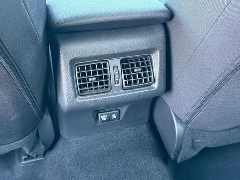 Used 2025 Toyota Camry LE image 24