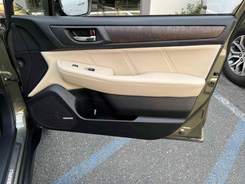 Used 2019 Subaru Outback 2.5i Limited w/ Popular Package #2 image 54