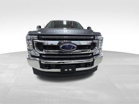 Used 2022 Ford F250 XLT image 2