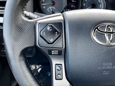 Certified 2016 Toyota Tacoma SR5 image 24