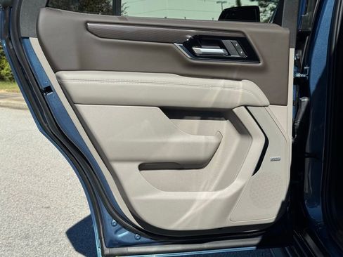 New 2026 GMC Yukon Elevation image 22