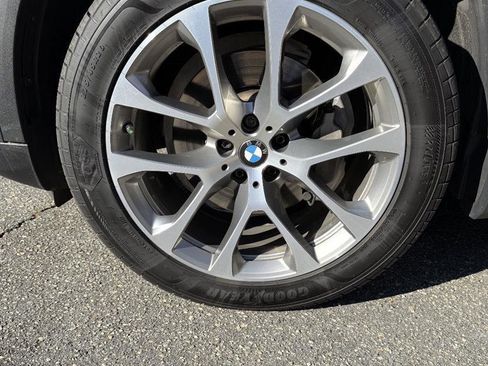 Used 2019 BMW X5 xDrive40i w/ Convenience Package image 51