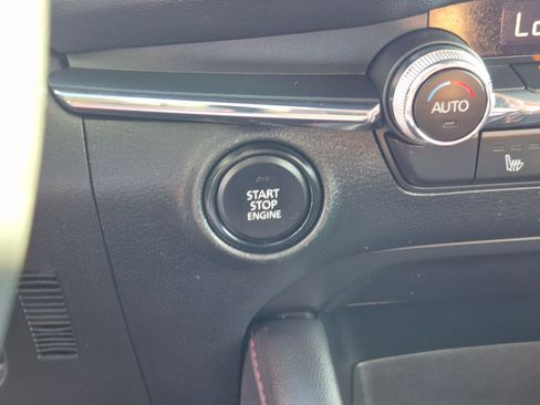 Used 2023 MAZDA MAZDA3 s AWD/4WD image 22