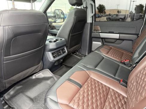 Used 2024 Ford F250 Lariat w/ Lariat Ultimate Package AWD/4WD image 22