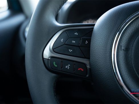 Used 2022 Jeep Renegade Latitude image 16