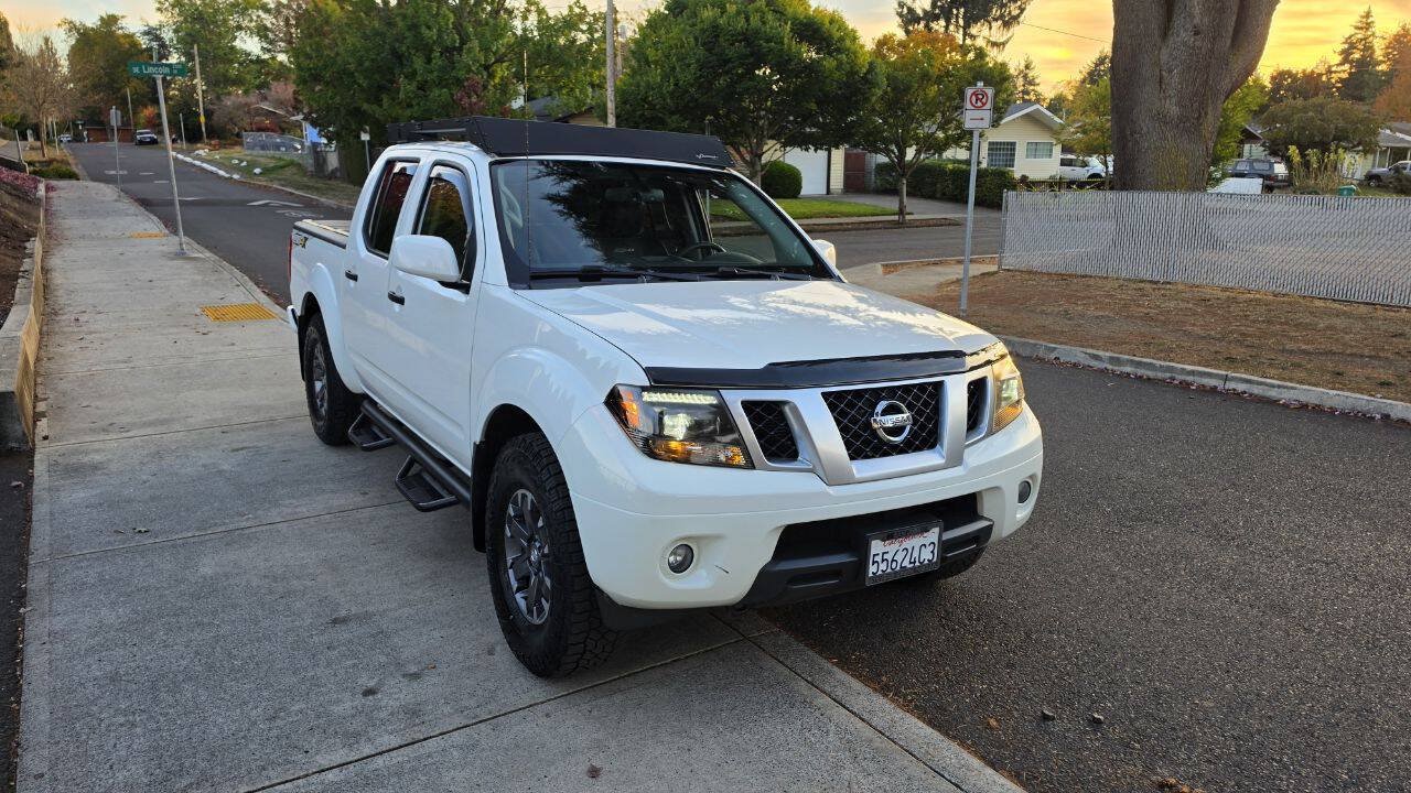 Used 2020 Nissan Frontier PRO-4X w/ Pro-4x Utility Package AWD/4WD image 3