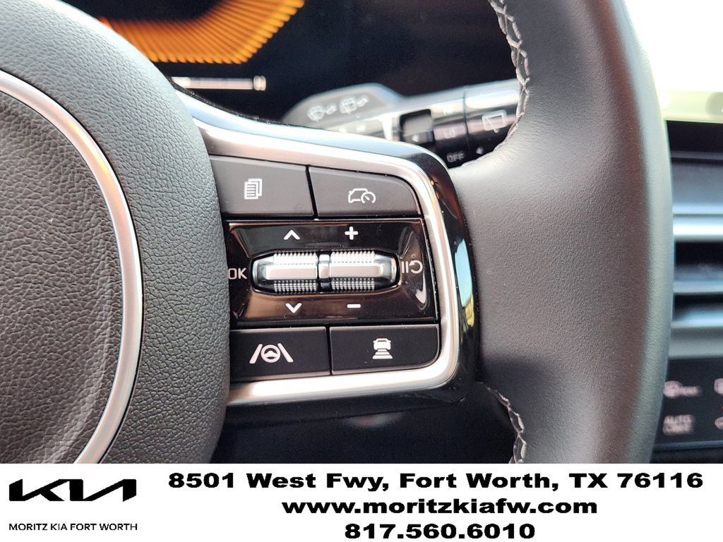 Certified 2025 Kia Sorento S AWD/4WD image 30