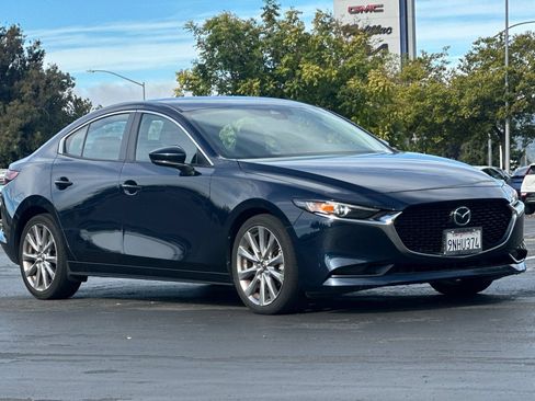 Used 2020 MAZDA MAZDA3 AWD Sedan w/ Preferred Package image 2