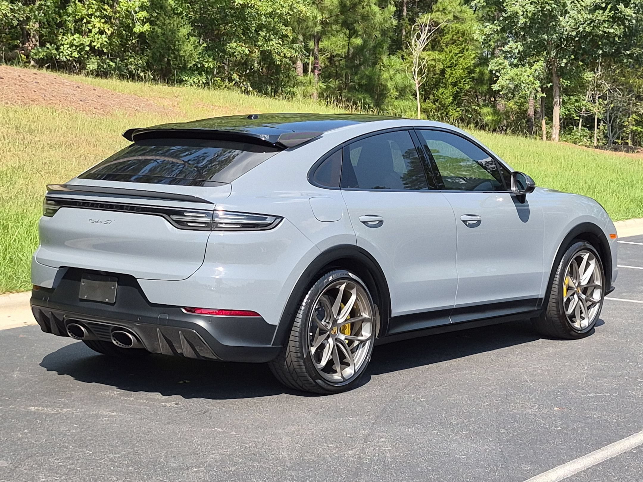 Certified 2023 Porsche Cayenne Turbo GT AWD/4WD image 28