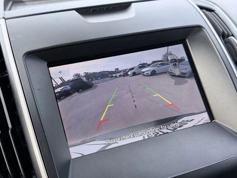 Used 2020 Ford Edge ST-Line w/ Cold Weather Package image 42