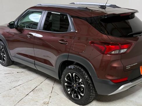 Used 2023 Chevrolet TrailBlazer LT w/ Convenience Package image 4