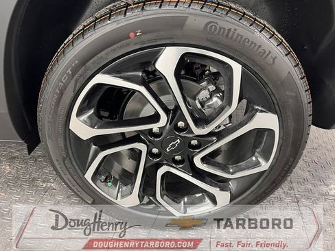 New 2026 Chevrolet Trax RS w/ Driver Confidence Package FWD image 24