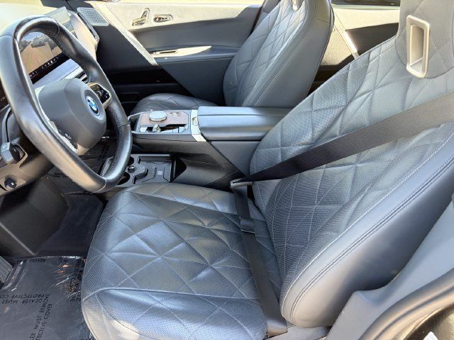 Certified 2024 BMW iX xDrive50 w/ Premium Package AWD/4WD image 19
