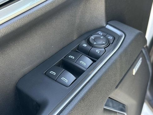 Used 2023 Chevrolet Silverado 1500 LTZ AWD/4WD image 15