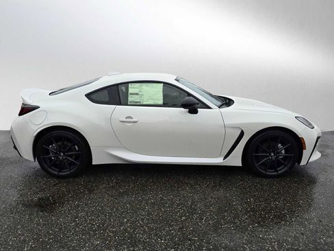 New 2026 Toyota GR86 Premium image 2