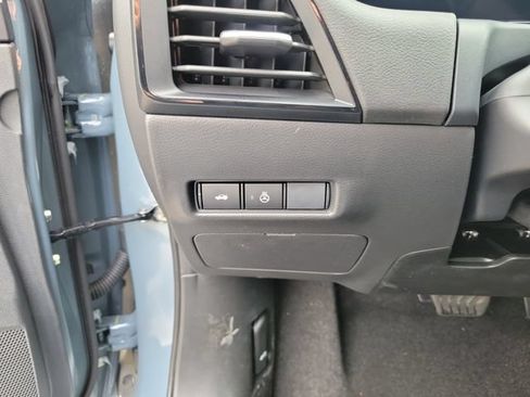 New 2026 Nissan Sentra SV w/ SV Convenience Package FWD image 17