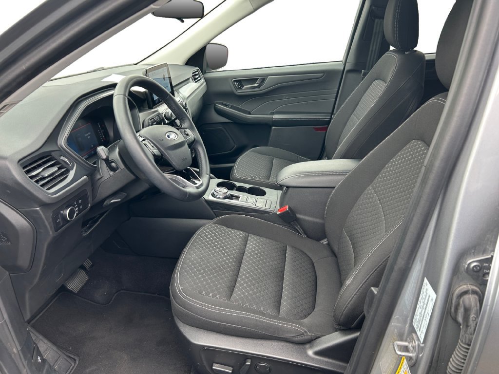 Used 2023 Ford Escape Active AWD/4WD image 15