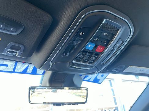 Used 2024 Jeep Grand Cherokee L Limited w/ Luxury Tech Group II image 22