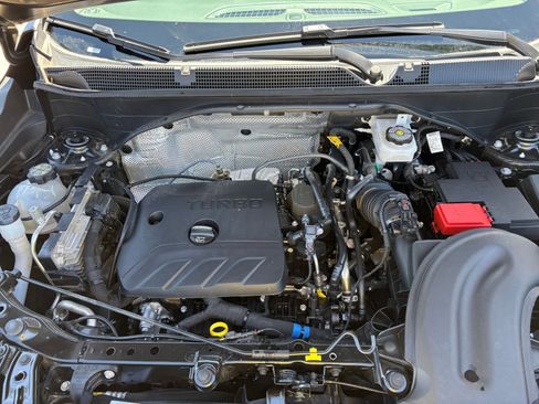 Used 2025 Buick Encore GX Preferred image 31