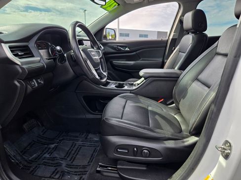 Used 2020 GMC Acadia SLT image 25