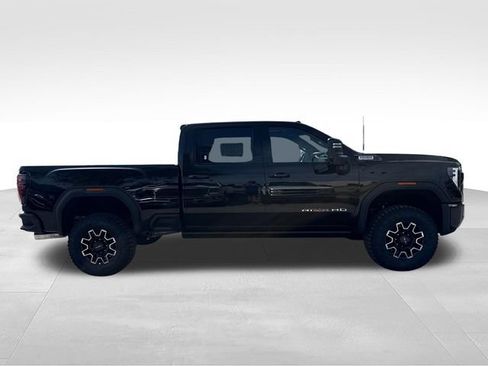 New 2026 GMC Sierra 2500 AT4X AWD/4WD image 6