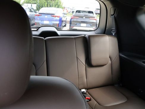 Used 2024 Nissan Armada Platinum w/ Captain's Chairs Package AWD/4WD image 37