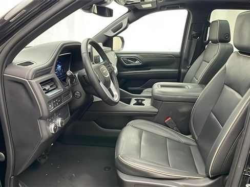 Certified 2023 GMC Yukon XL SLT w/ SLT Premium Package image 5