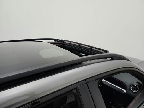 Used 2022 Mercedes-Benz GLB 250 image 17