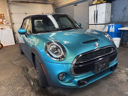 Used 2021 MINI Cooper S w/ Signature Upholstery Package image 2