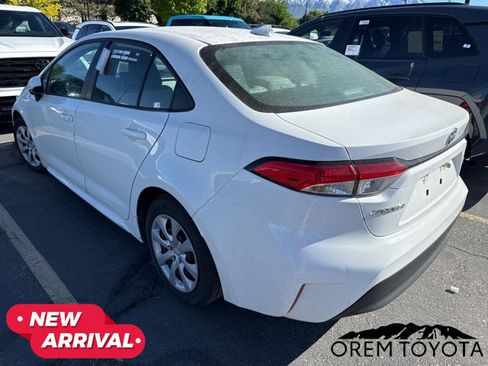 Used 2024 Toyota Corolla LE FWD image 8