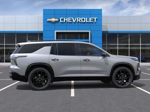 New 2026 Chevrolet Traverse RS FWD image 5
