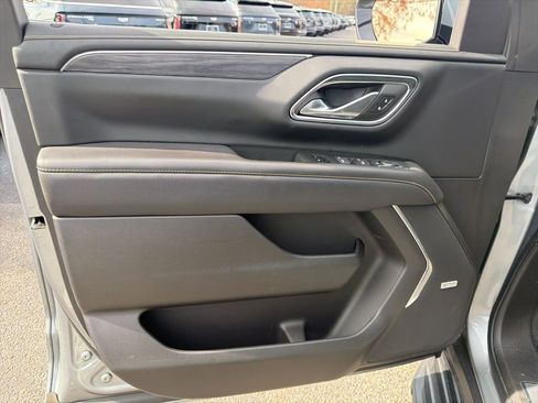 Used 2023 GMC Yukon SLT image 21