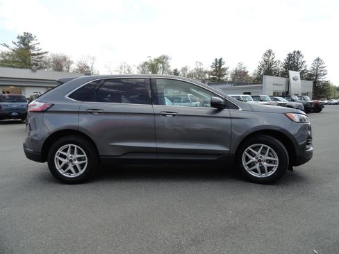 Certified 2024 Ford Edge SEL AWD/4WD image 4