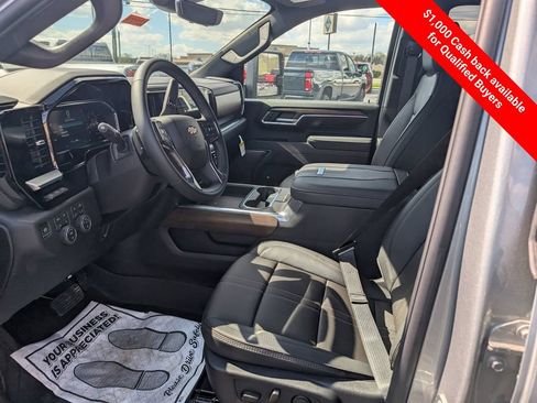 New 2026 Chevrolet Silverado 3500 High Country w/ High Country Premium Package AWD/4WD image 13
