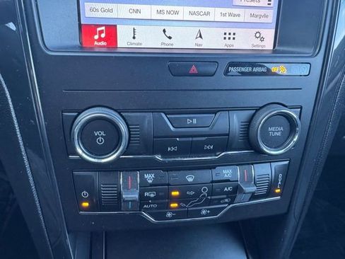 Used 2019 Ford Explorer XLT w/ Equipment Group 201A image 12