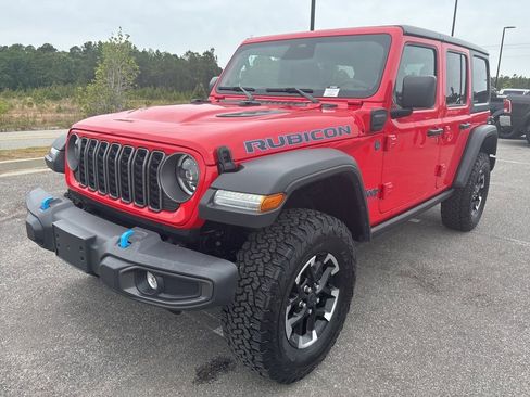 Certified 2025 Jeep Wrangler Unlimited Rubicon 4xe w/ Convenience Group AWD/4WD image 64
