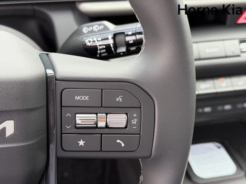 New 2027 Kia Seltos S FWD image 13