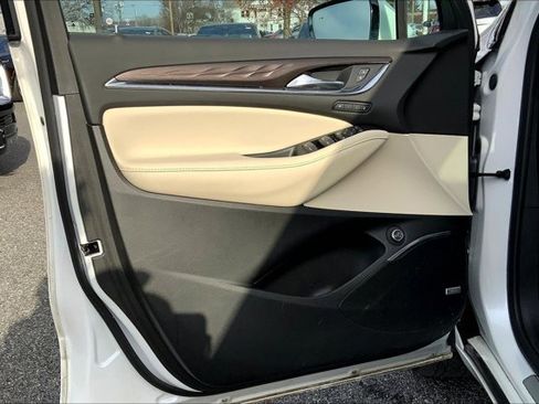 Used 2023 Buick Enclave Avenir w/ Avenir Technology Package image 23