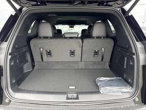 New 2026 GMC Acadia Elevation w/ Super Cruise Package FWD image 7