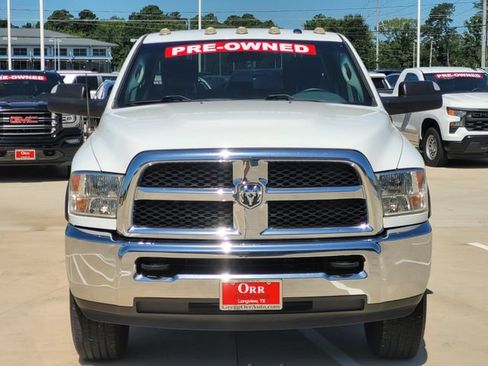 Used 2018 RAM 2500 Tradesman w/ Chrome Appearance Group AWD/4WD image 2