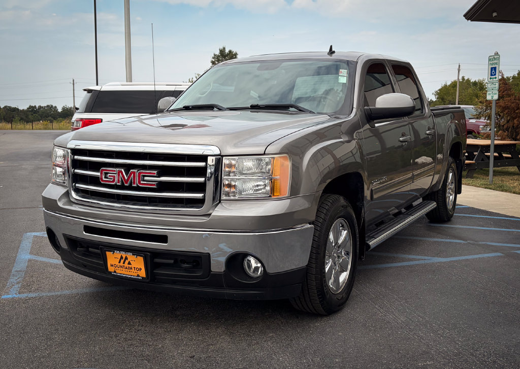 Used 2013 GMC Sierra 1500 SLT w/ SLT Convenience Package AWD/4WD image 22